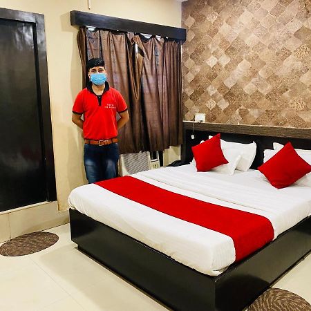 Hotel The Avenue Gamharia Exterior photo