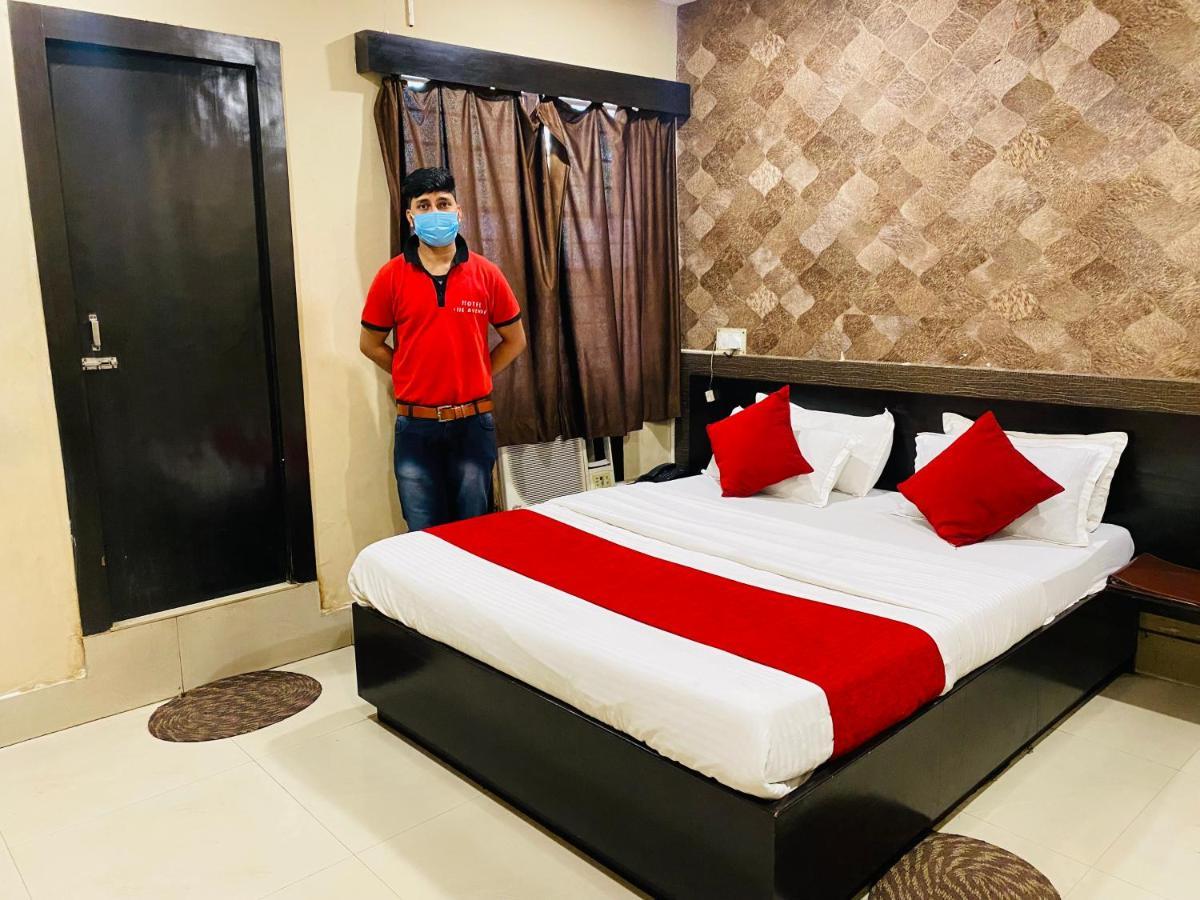 Hotel The Avenue Gamharia Exterior photo