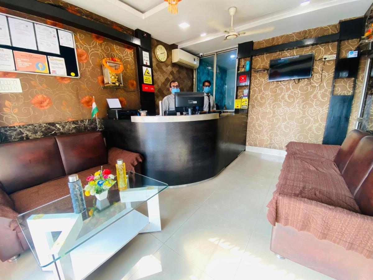 Hotel The Avenue Gamharia Exterior photo