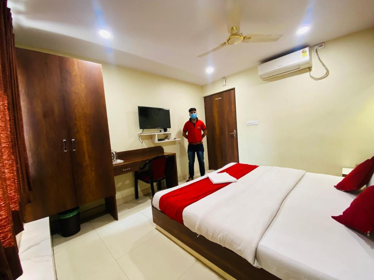 Hotel The Avenue Gamharia Exterior photo