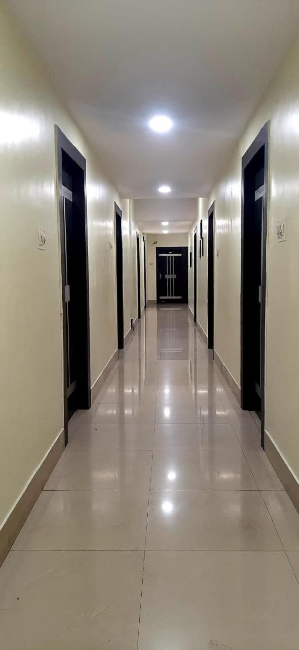 Hotel The Avenue Gamharia Exterior photo